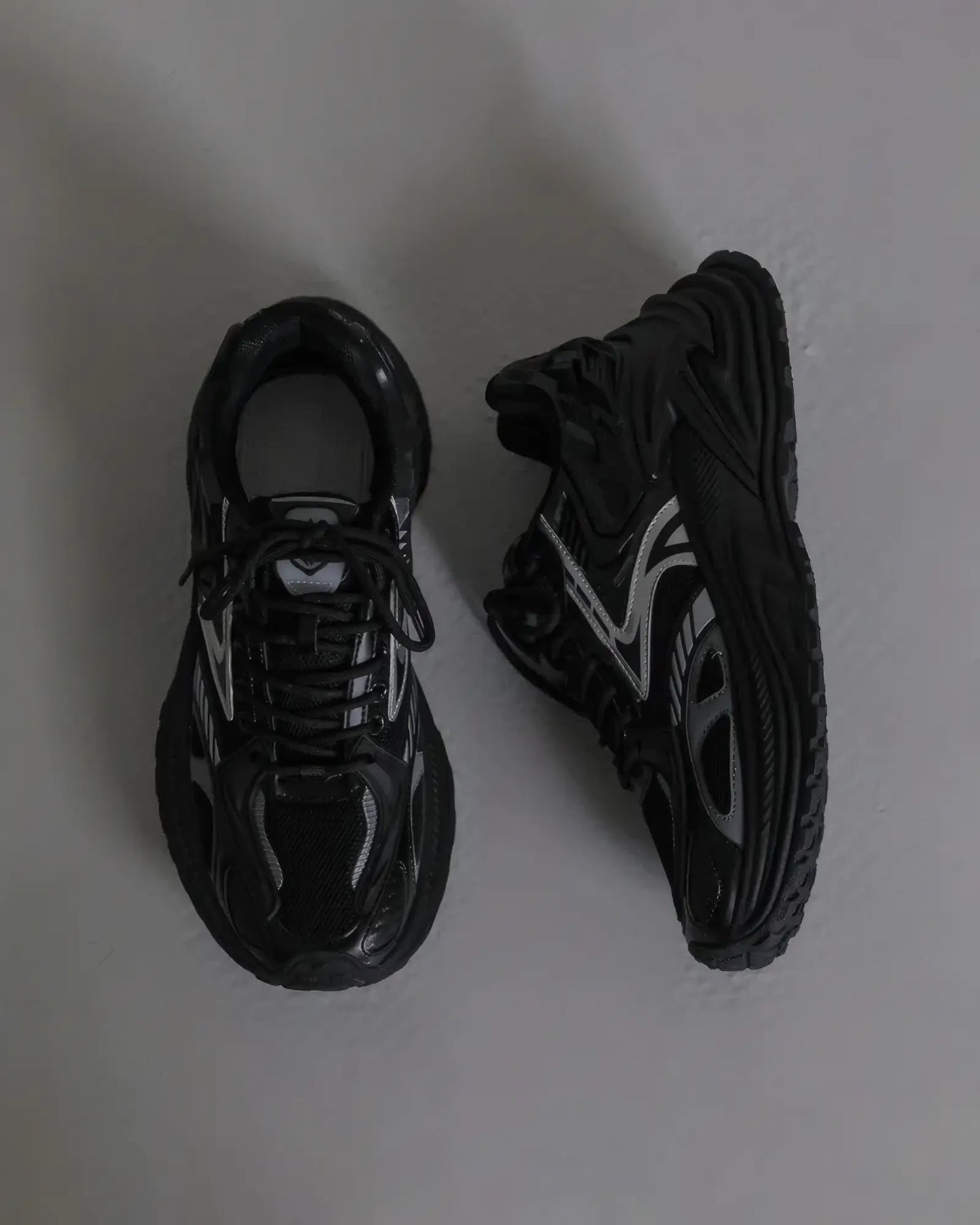 "NOVA" Sneakers