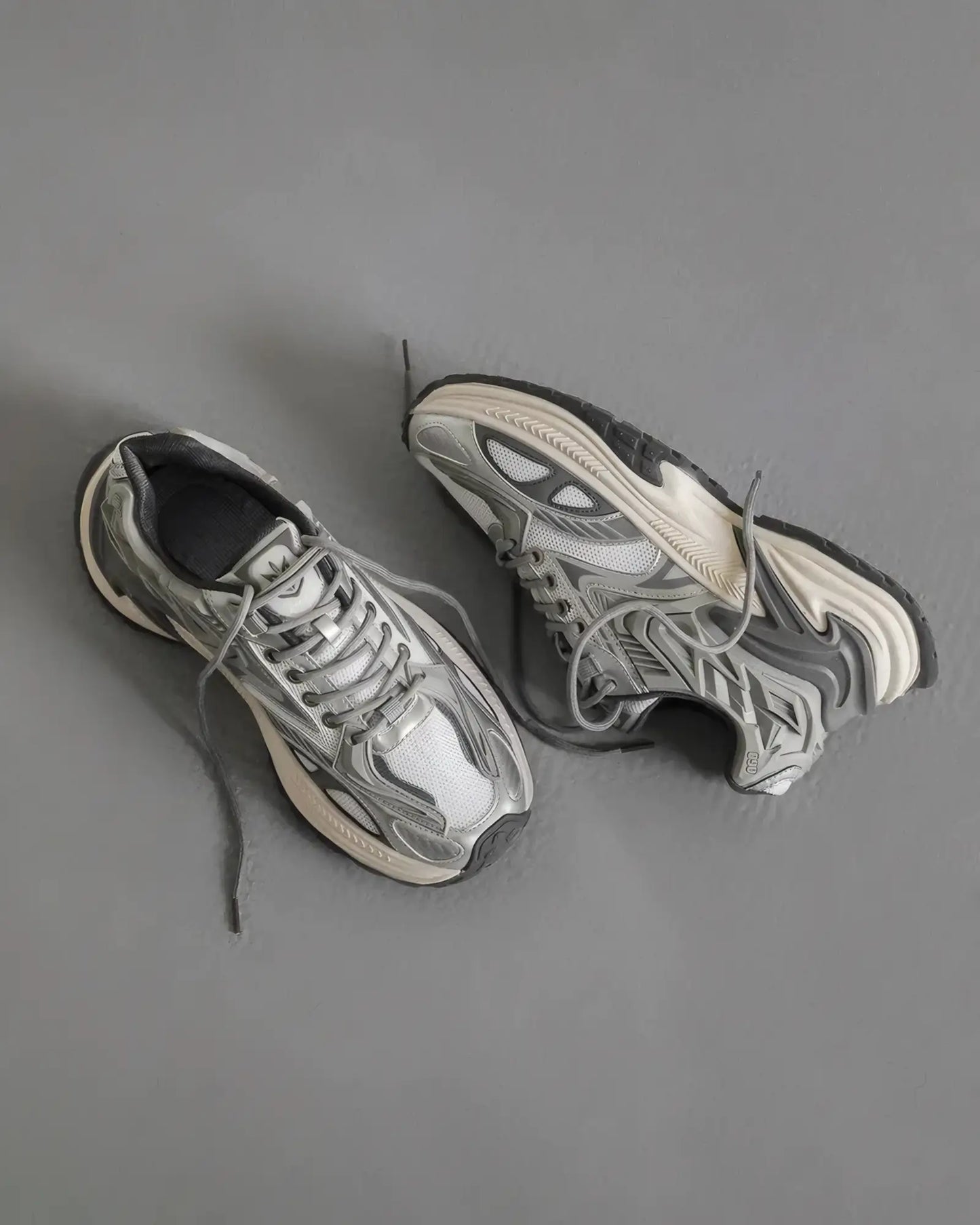 "NOVA" Sneakers